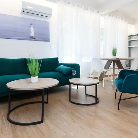 Kipseli New Modern Cosy Apt No 1
